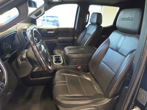 Used 2019 Chevrolet Silverado 1500 High Country AWD/4WD image 16