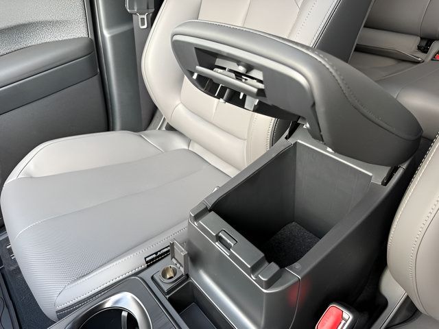 New 2026 Subaru Outback Limited AWD/4WD image 20