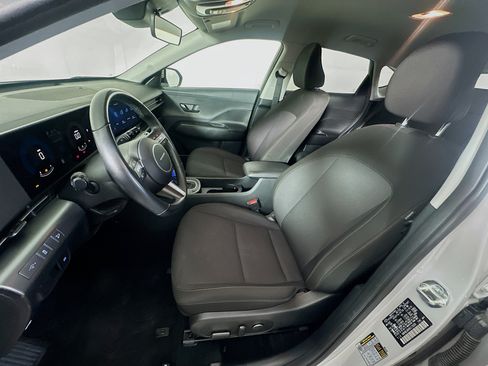 Used 2024 Hyundai Kona SEL AWD/4WD image 13