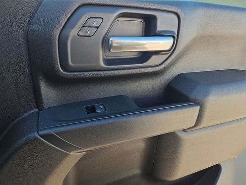 Used 2024 GMC Sierra 2500 Pro w/ Convenience Package image 14