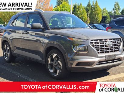 Used 2025 Hyundai Venue SEL