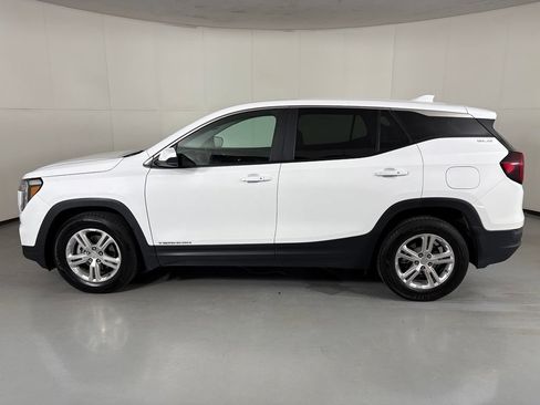 Used 2024 GMC Terrain SLE FWD image 5