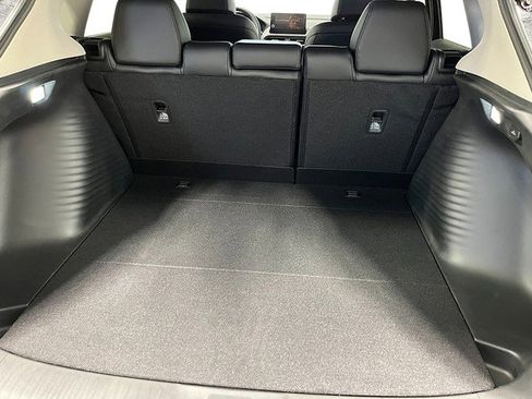 New 2026 Honda HR-V EX-L image 25