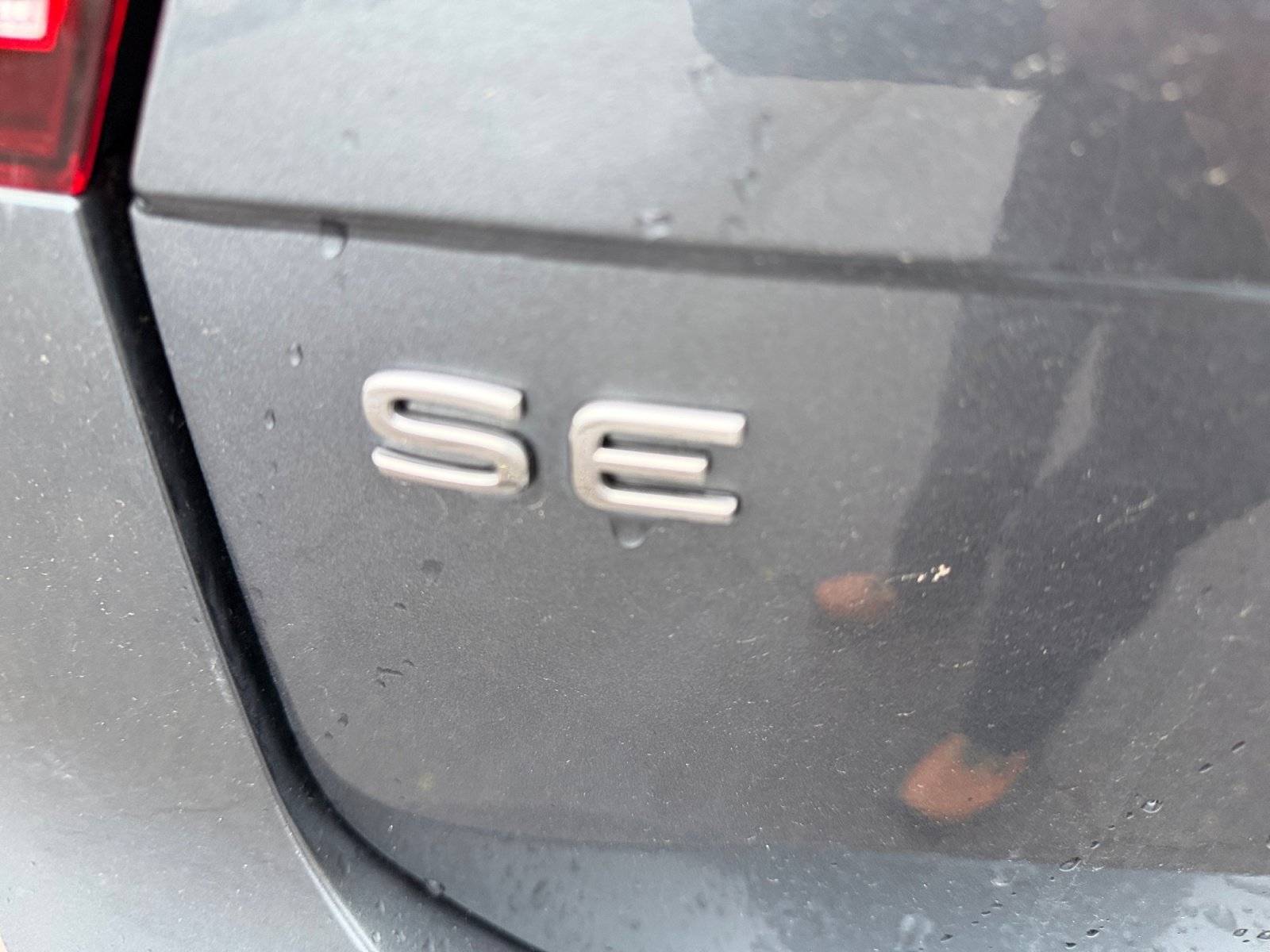 Used 2023 Volkswagen Tiguan SE R-Line AWD/4WD image 29