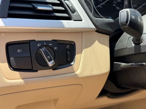 Used 2013 BMW 328i Sedan RWD image 12