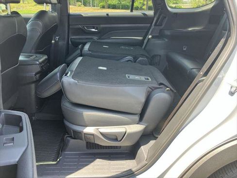 Certified 2025 Toyota Grand Highlander AWD Hybrid image 27