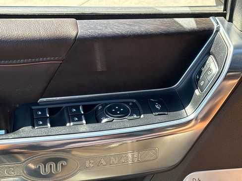 Used 2023 Ford F250 King Ranch w/ FX4 Off-Road Package AWD/4WD image 17