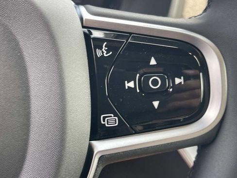 New 2026 Volvo XC90 B6 Plus w/ Protection Package Premier image 33