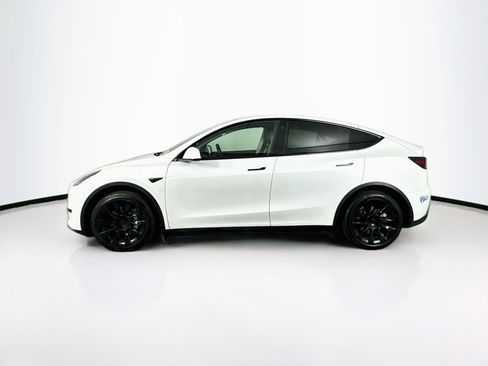 Used 2021 Tesla Model Y Long Range AWD/4WD image 4