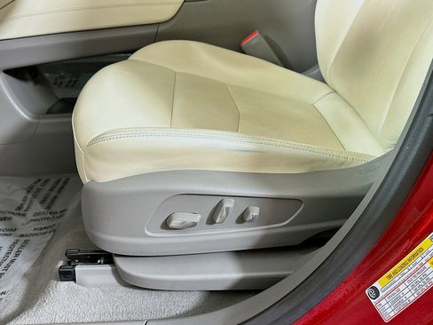 Used 2023 Cadillac XT5 Premium Luxury w/ Technology Package image 20