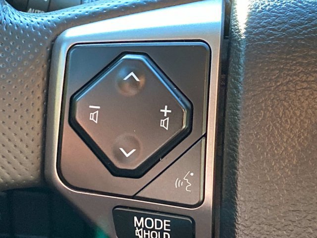 Used 2023 Toyota Tacoma SR5 w/ Technology Package RWD image 18