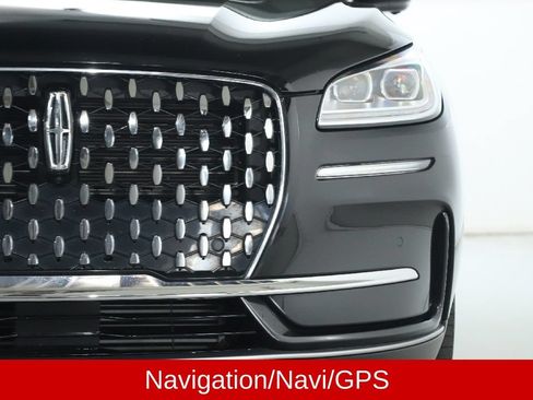 Used 2023 Lincoln Corsair Reserve w/ Equipment Group 201A AWD/4WD image 9