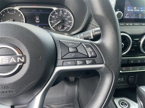 Used 2024 Nissan Sentra SV image 17