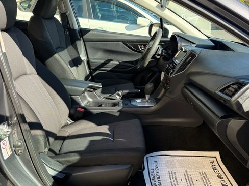 Used 2018 Subaru Impreza 2.0i Premium image 17