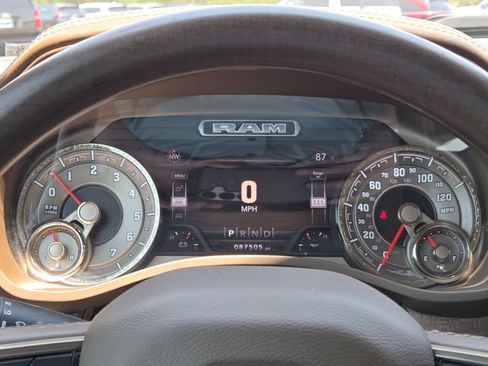 Used 2019 RAM 1500 Limited RWD image 33