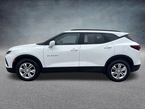 Used 2021 Chevrolet Blazer LT AWD/4WD image 3