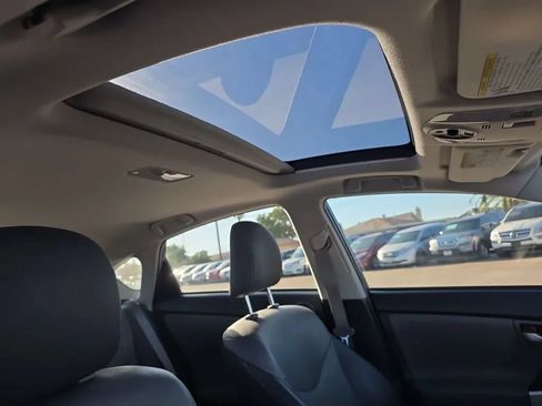 Used 2014 Toyota Prius Four w/ Solar Roof Package FWD image 15