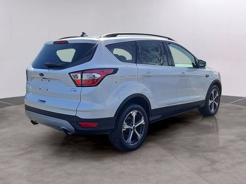 Used 2018 Ford Escape SEL AWD/4WD image 4