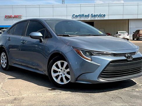 Used 2024 Toyota Corolla LE image 11