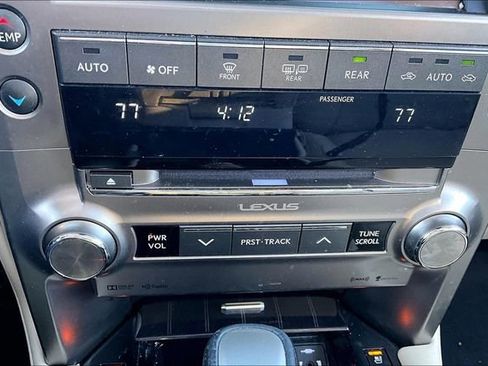 Used 2021 Lexus GX 460 Premium w/ Premium Package image 32