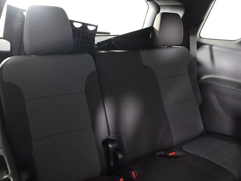 Used 2024 Chevrolet Traverse LT image 32