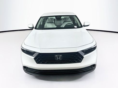 Used 2025 Honda Accord LX image 2
