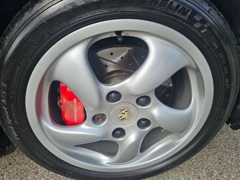 Used 2001 Porsche Boxster S RWD image 15