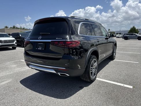 Used 2024 Mercedes-Benz GLS 450 4MATIC image 14