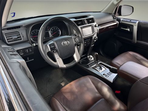 Used 2016 Toyota 4Runner Limited AWD/4WD image 21