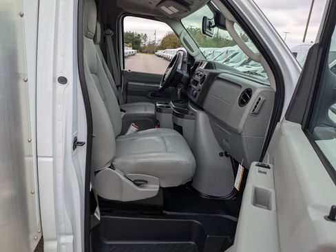 New 2026 Ford E-350 and Econoline 350 Super Duty w/ Power Equipment Group image 28