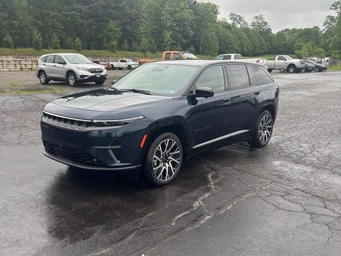 New 2025 Jeep Wagoneer S Limited image 1