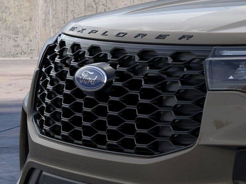 New 2026 Ford Explorer ST-Line AWD/4WD image 17