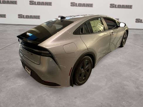 New 2026 Toyota Prius Plug-In Hybrid image 5