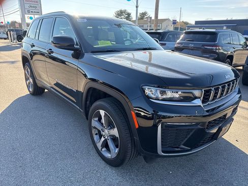 New 2026 Jeep Grand Cherokee Limited image 7