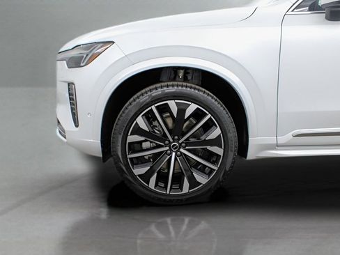 New 2026 Volvo XC60 T8 Ultra AWD/4WD image 32