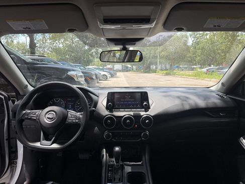Used 2025 Nissan Sentra S FWD image 30