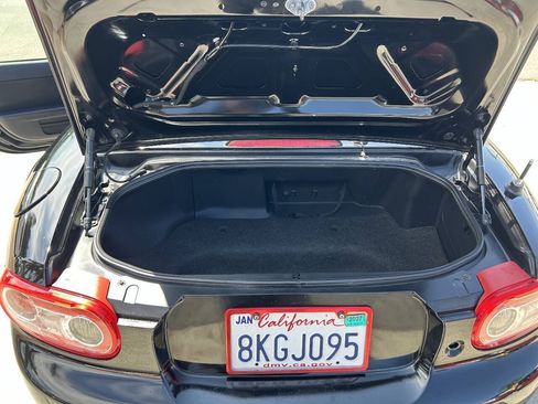 Used 2013 MAZDA MX-5 Miata Club RWD image 22