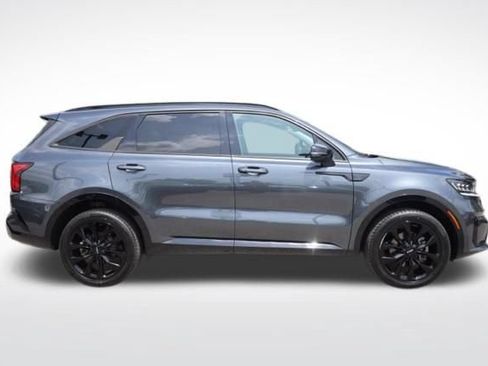 Used 2023 Kia Sorento SX AWD/4WD image 11