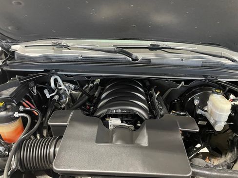 Used 2019 Chevrolet Tahoe LT image 45