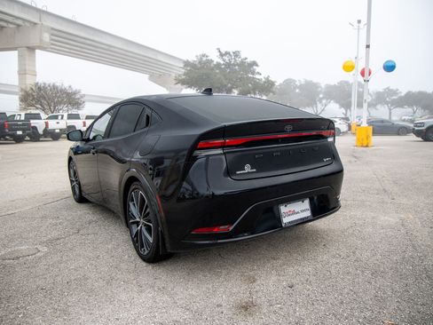 Certified 2024 Toyota Prius XLE image 9