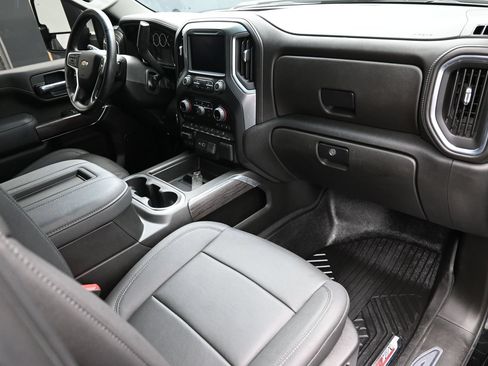 Used 2022 Chevrolet Silverado 2500 LTZ w/ LTZ Texas Edition AWD/4WD image 39
