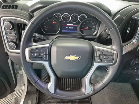 Used 2022 Chevrolet Silverado 1500 LT image 20
