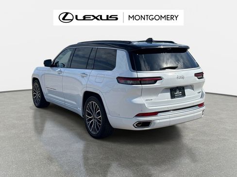 Used 2025 Jeep Grand Cherokee L Summit AWD/4WD image 5