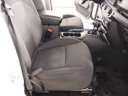 Used 2023 Jeep Wrangler Sport S image 13