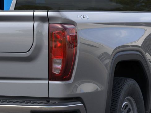 New 2026 GMC Sierra 1500 Pro AWD/4WD image 11