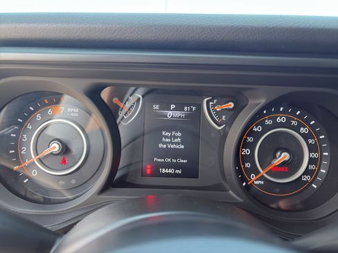 Used 2024 Jeep Wrangler Unlimited Sport AWD/4WD image 17