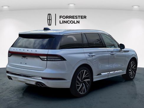 New 2026 Lincoln Aviator Black Label w/ Dynamic Handling Package image 3