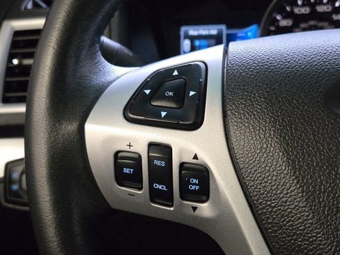 Used 2014 Ford Explorer XLT w/ Equipment Group 202A image 27