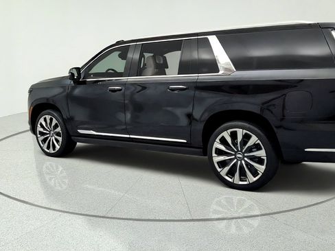 Certified 2026 Cadillac Escalade ESV Platinum Luxury w/ LPO, Floor Liner Package AWD/4WD image 3
