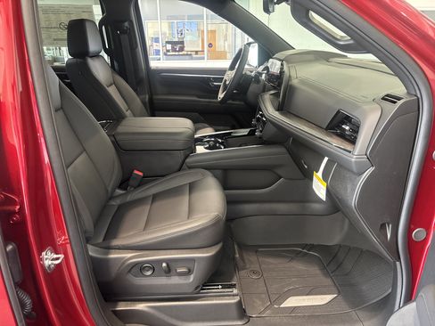 New 2025 Chevrolet Tahoe LT w/ Advanced Technology Package image 18